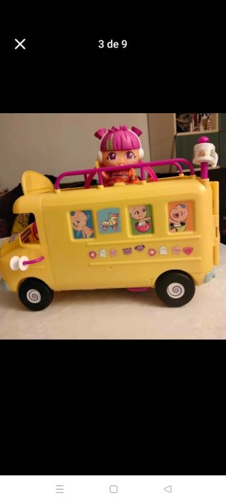 AUTOBÚS Y MUÑECA BONNIE/THE BELLIES DE FAMOSA