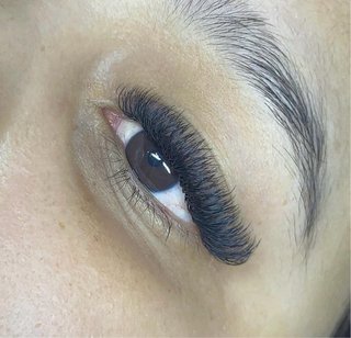 Pestañas y Cejas Dayane Duarte