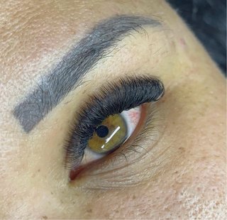 Pestañas y Cejas Dayane Duarte