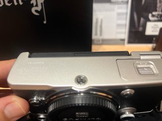 Olympus PEN-F + zuiko 17mm 1.8 NUEVA
