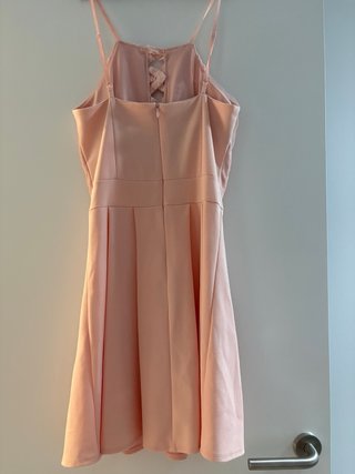 Vestido rosa con encaje