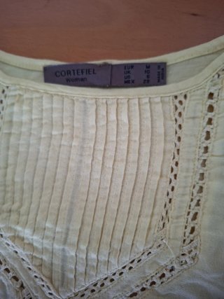 Camiseta amarilla Cortefiel Talla M