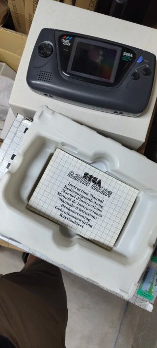 SEGA Game Gear con scatola e gioco