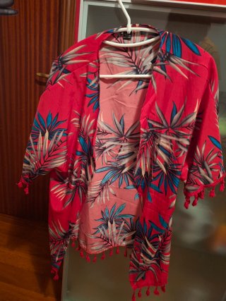 Kimono estampado hojas talla L