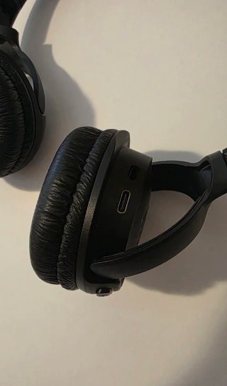 Auriculares Inalámbricos Bluetooth JBL Tune 570BT