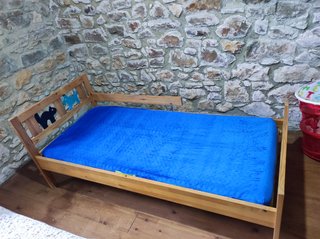 Cama infantil Ikea 70x160 + somier y colchón