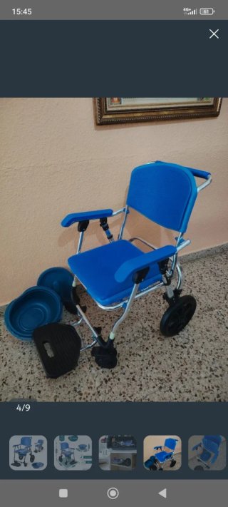 Silla de ruedas con WC incluido