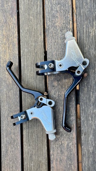 Manetas Freno Avid