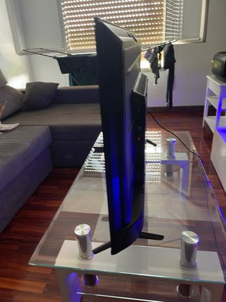 TV Cecotec QLED 43” negra