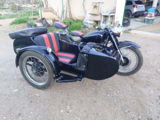 Moto China con sidecar