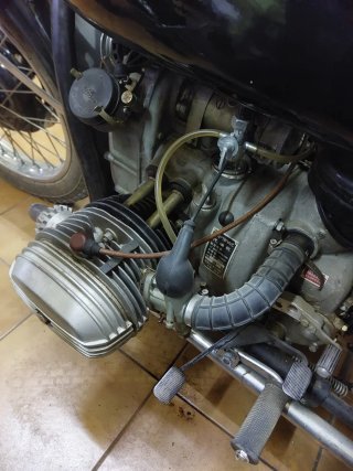 Moto China con sidecar