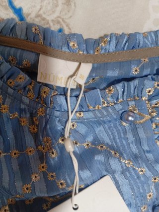 Abito azzurro in organza ricamato con cinta Zara