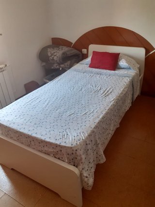 Cama individual blanca