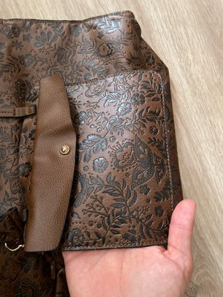 Bolso Parfois Marrón Oscuro Flores Negras