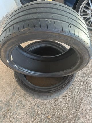Neumáticos 255/40 R20
