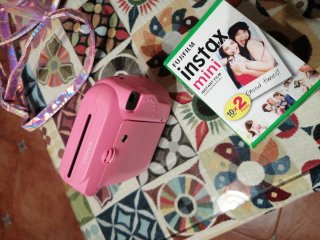 Cámara Fujifilm Instax Mini 9 Rosa con bolso y dos
