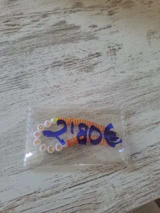 Pulsera FOREVER con colores variados