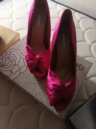 Zapatos de tacón azul, rosa y plateado 12€ unidad