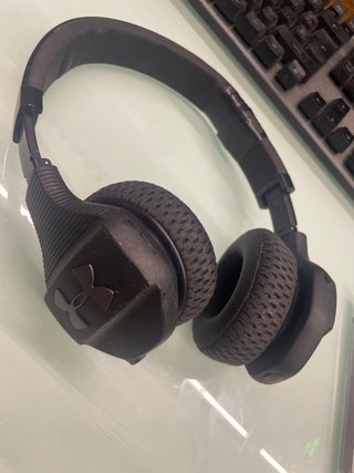 Cascos Under Armour Negros