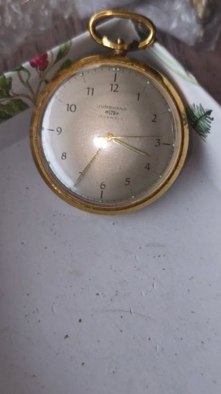 Reloj Casio Amarillo Alarm Chrono