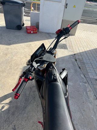Moto Rieju mrt Pro 50 ( 2023 ) en muy buen estado