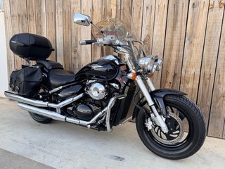 Suzuki M800 Intruder Negra