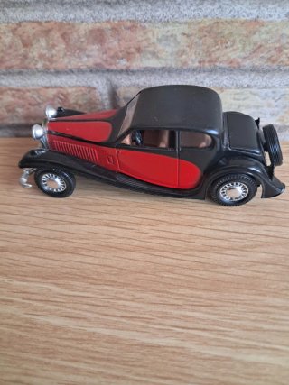 Lote 7 coches clásicos miniatura