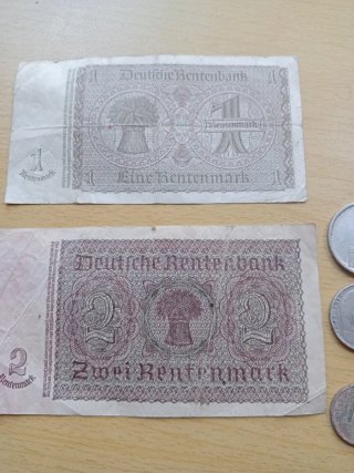 Billetes y monedas alemanas antiguas