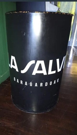 Barril de acero mesa alta