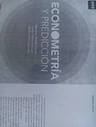 Econometría ADE UNED