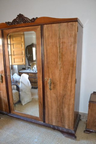 Conjunto de muebles de dormitorio.