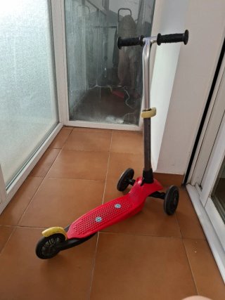 Patinete infantil 3 ruedas rojo