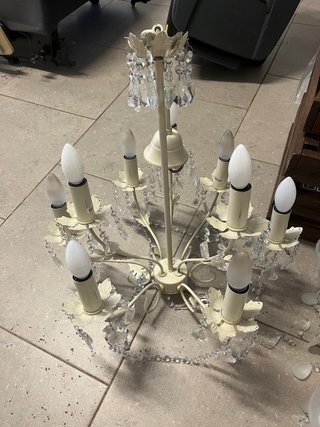 Lámpara colgante de metal y cristal