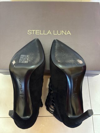 Botines de ante negros de Stella Luna