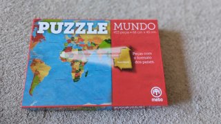 Lote 2 Puzzles Mundo e Europa Clementoni