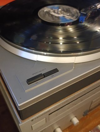 Equipo Hi-Fi Kenwood giradiscos sanyo