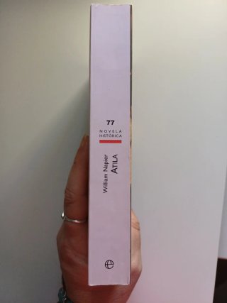 Atila. El fin del mundo vendrá del Este, Napier