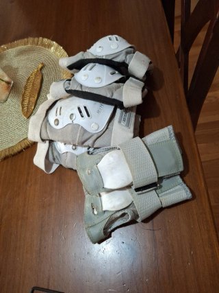 Pack completo:Patines en línea Oxelo talla 38-40