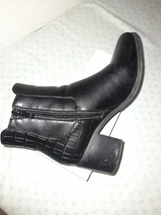 Botines Tacón Negros, TVD Bonnie bennet