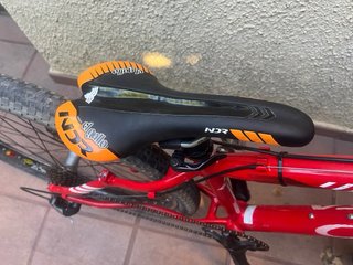 Bicicleta Dirt Jump Orbea Roja