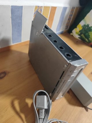 Nintendo Wii + Cables