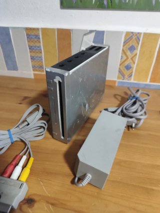 Nintendo Wii + Cables