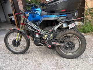 Moto de Trial Vértigo Vertical R 300