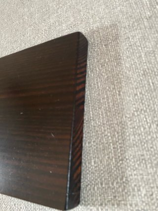 Estanterías madera maciza wengué artesanales
