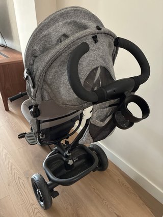 Triciclo Kinderkraft gris