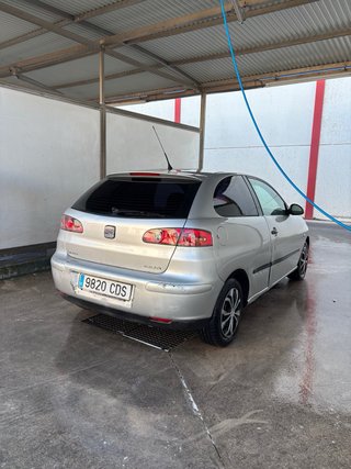 SEAT Ibiza 2004