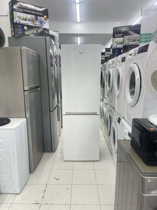 Nevera marca Beko con garantía transporte