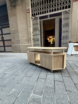 Tavolo TV in legno e metallo