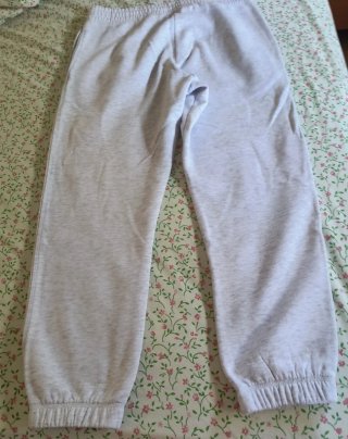 Pantalones chándal grises T/S con Stitch