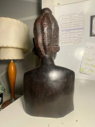 Busto figura madera tallada africana